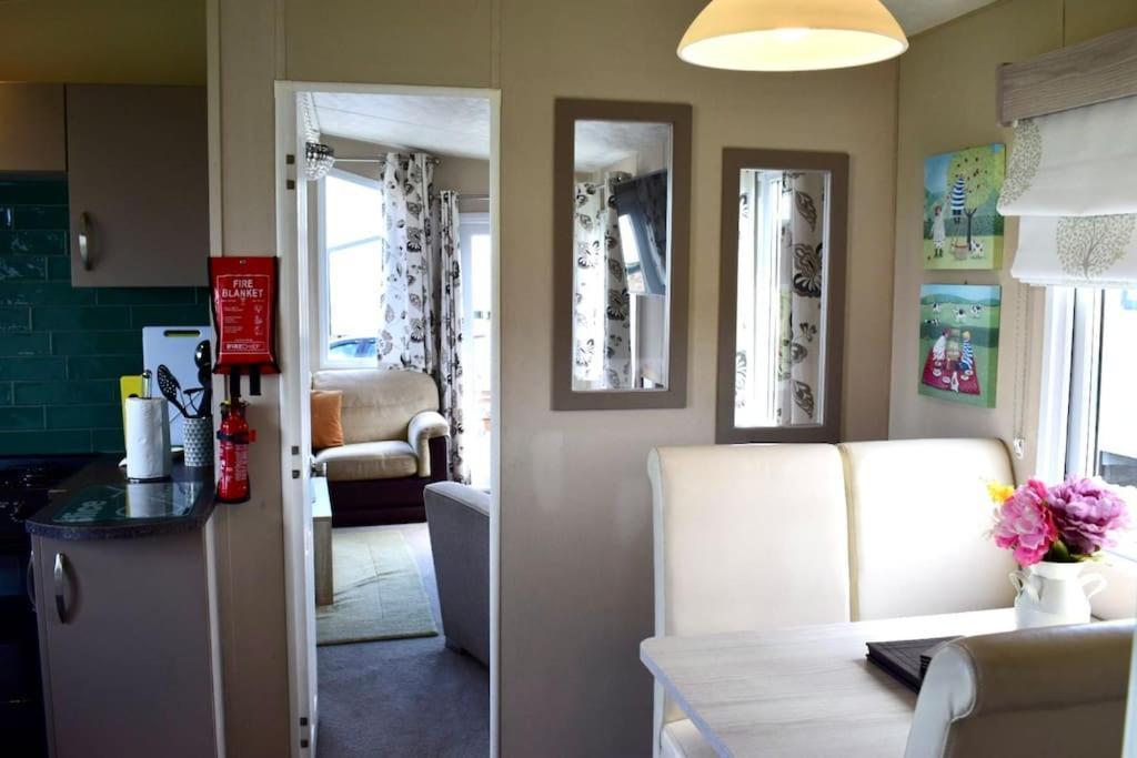 Cosy & Modern Private Seaview Caravan North Seaton Εξωτερικό φωτογραφία